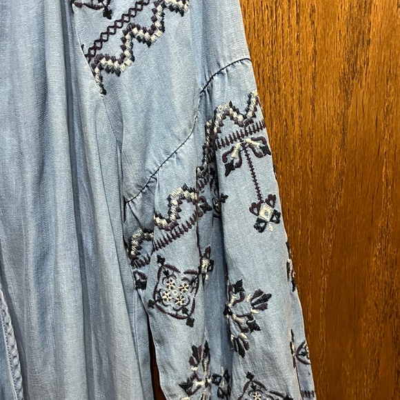 Nurture by Westbound dress, blue, size Large, 3/4 sleeves worn once, smoke free - Picture 7 of 13